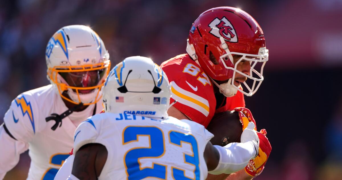 Chargers vs. Chiefs: Live updates, watch, odds, score, highlights