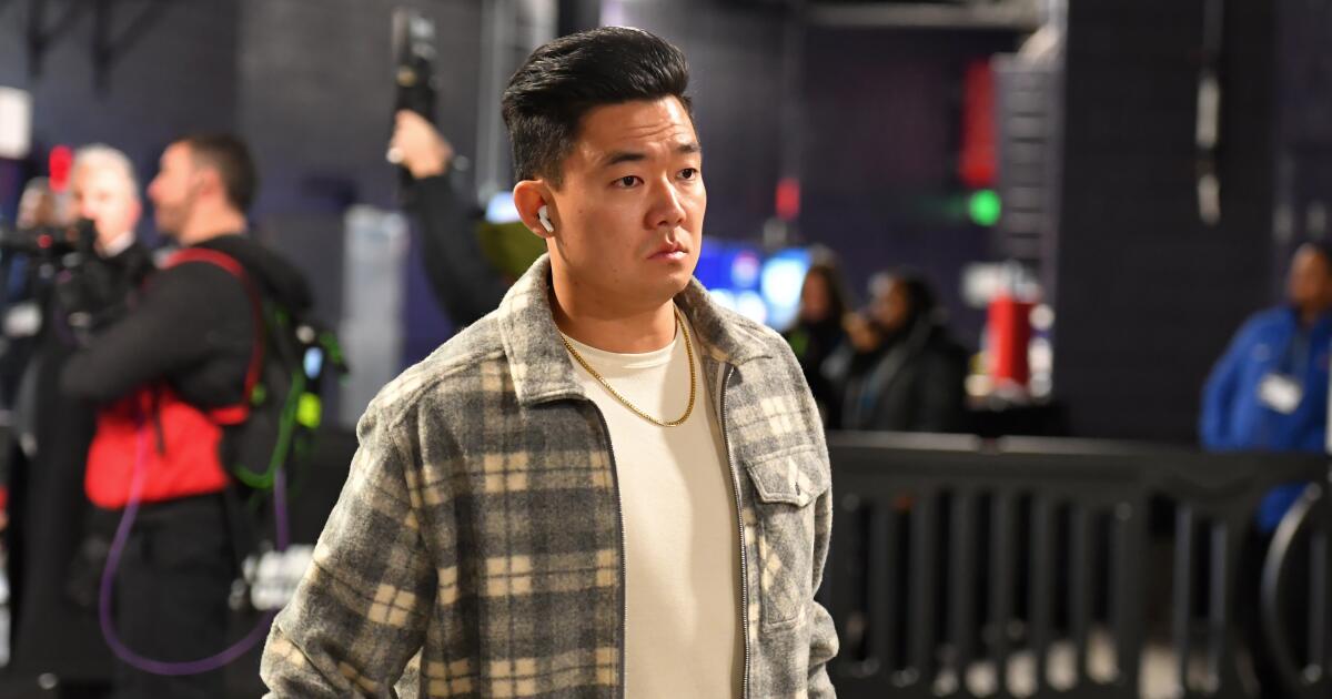 Botched kick attempt by Younghoe Koo sums up lost season for Giants