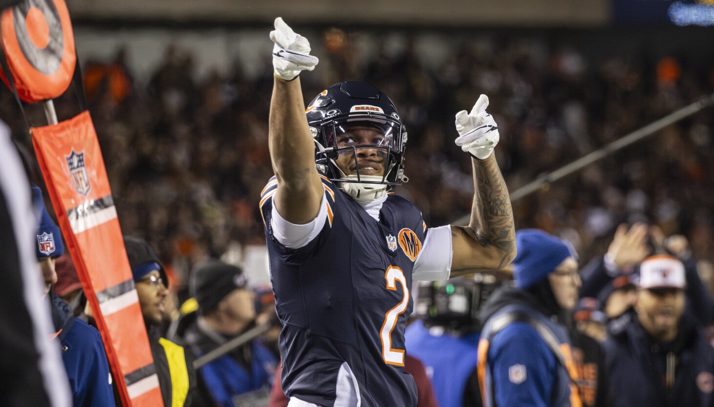 Bears make playoffs for first time since 2020 as Aaron Rodgers leads Steelers to 29-24 win over Lions