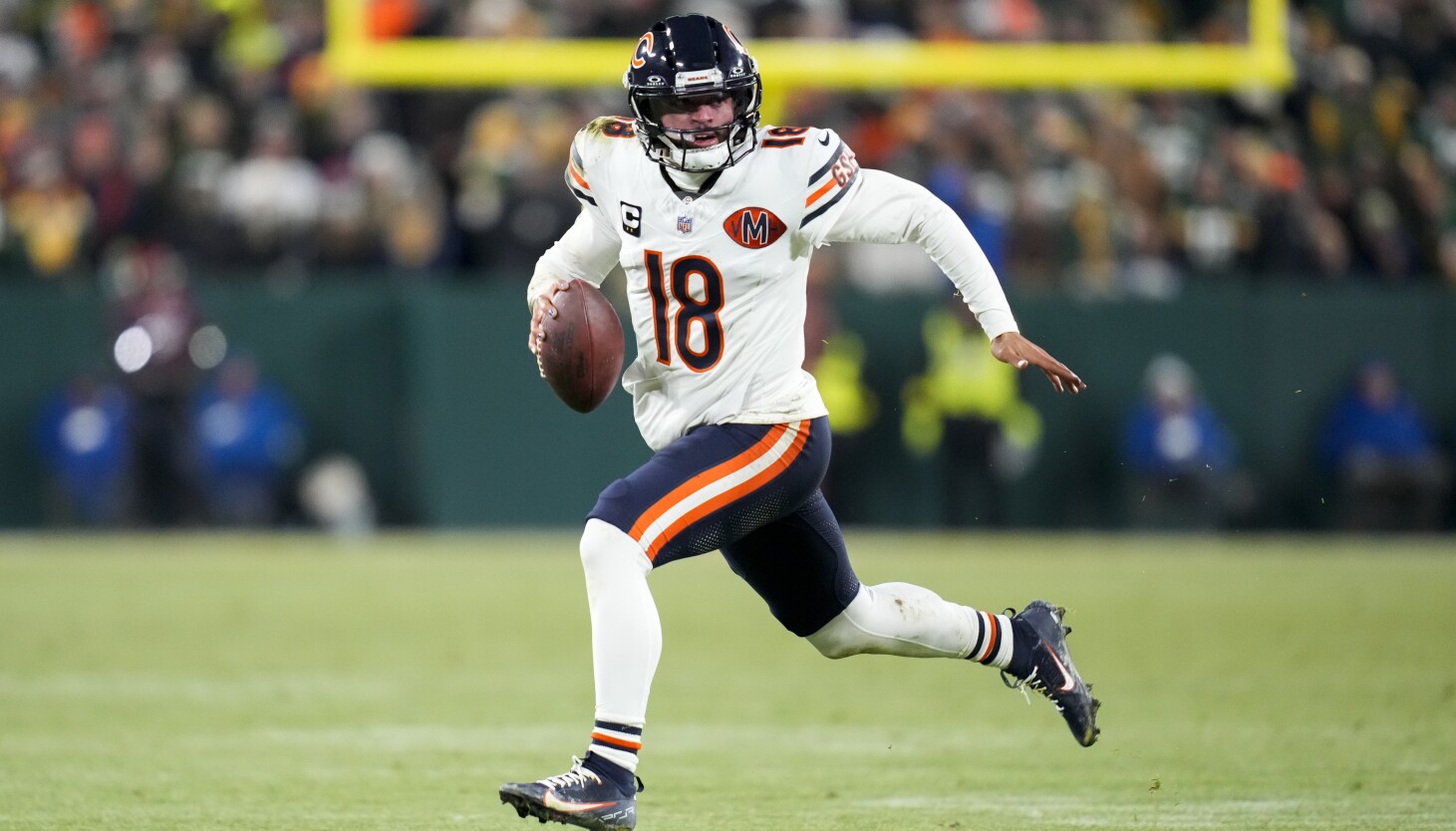 Advice for Bears' Caleb Williams: 'Closed ears, open eyes,' says former NFL superstar