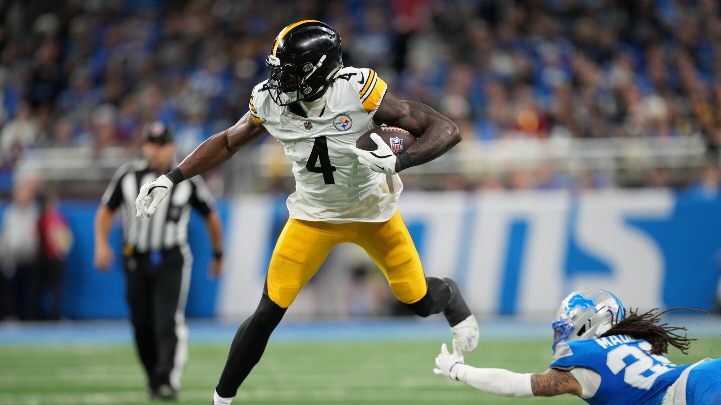 DK Metcalf avoids reporters after game, Mike Tomlin has no comment on Metcalf fan incident