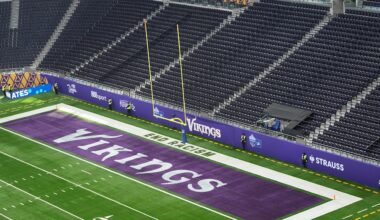 Vikings' team plane forced to turn around with mechanical issue