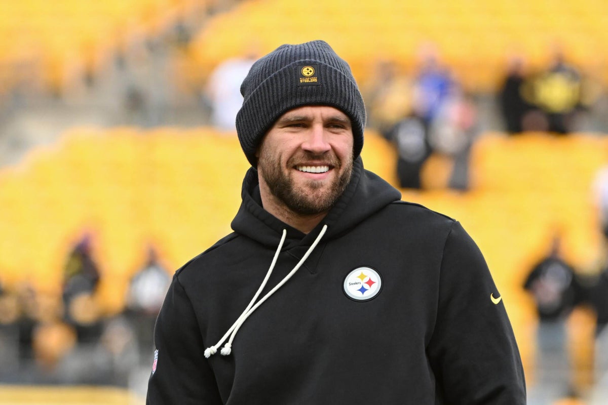 Steelers’ T.J. Watt being evaluated after experiencing lung discomfort