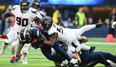 Texans' defense swarms Chargers after offense's fast start in playoff-clinching victory