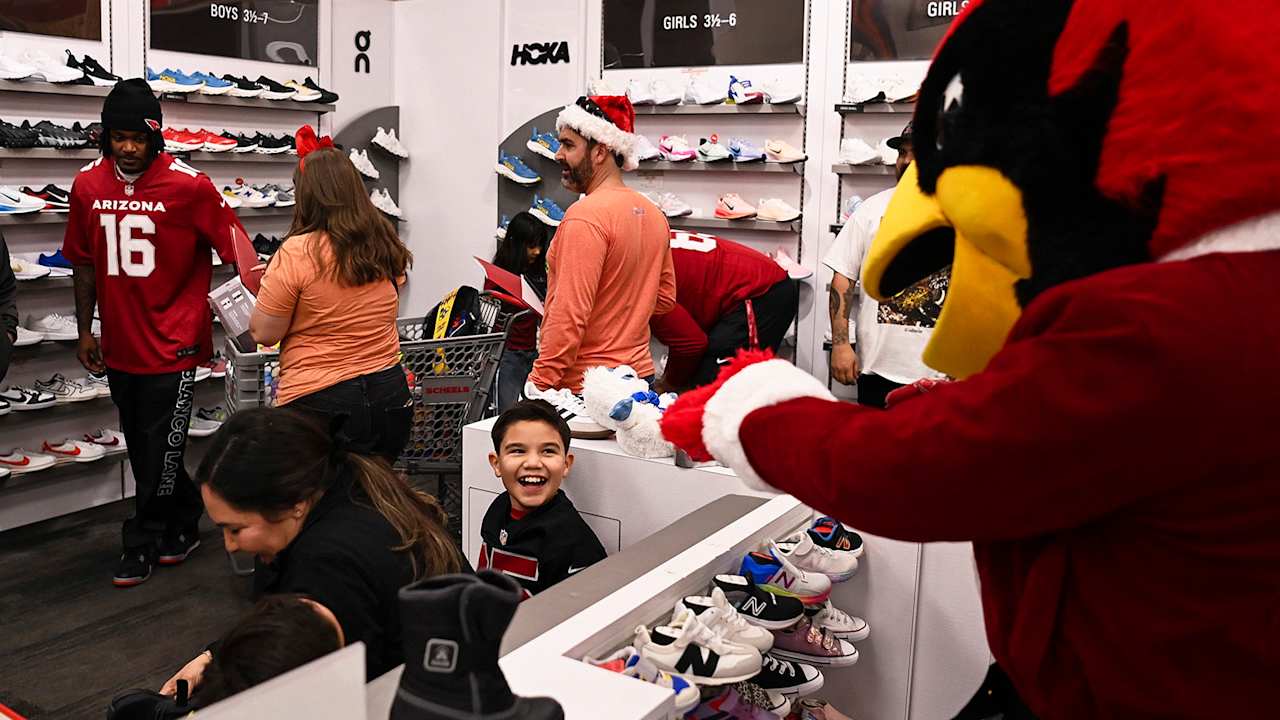 Cardinals, Kids Roam Aisles At Annual 'Shop With A Jock' Event
