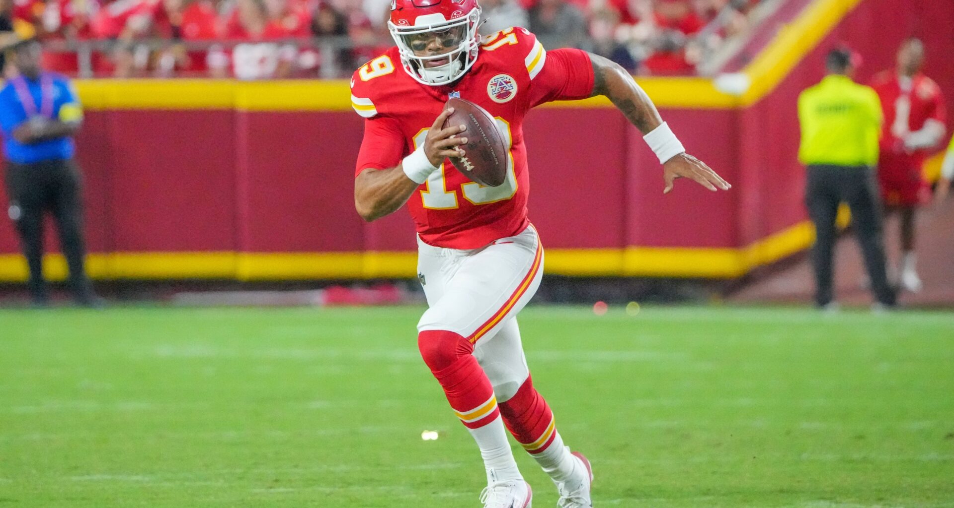Thursday Night Football picks Denver Broncos vs Kansas City Chiefs Chris Oladokun