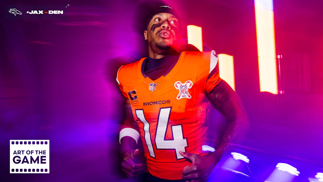 The Broncos team photographers' favorite photos from Week 16 vs. the Jaguars