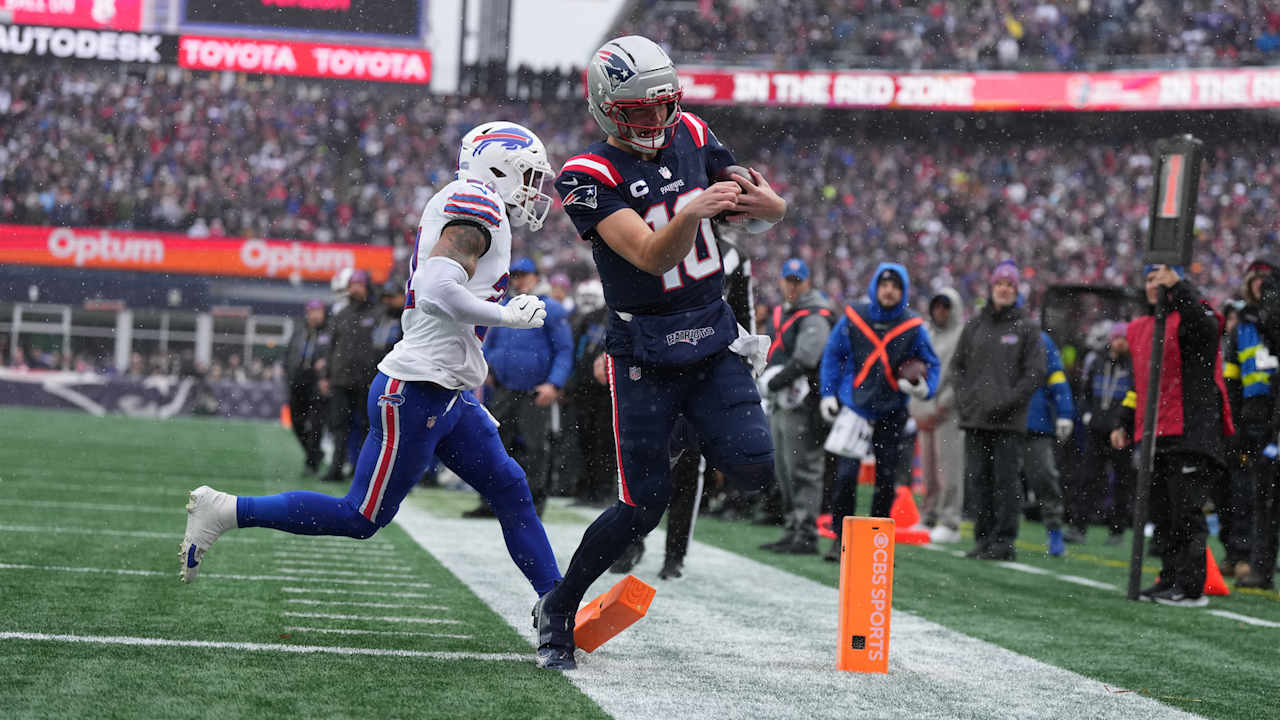 Drake Maye opens scoring with an 8-yard rushing touchdown!