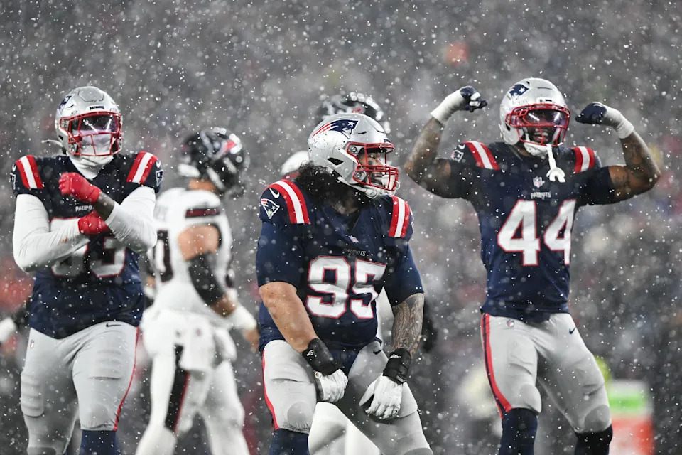 Jan 18, 2026; Foxborough, MA, USA; New England Patriots defensive lineman Khyiris Tonga (95) reacts after a sack in the fourth quarter against the Houston Texans in an AFC Divisional Round game at Gillette Stadium. Mandatory Credit: Brian Fluharty-Imagn Images