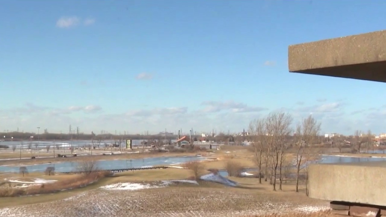 Indiana lawmakers move forward on Bears stadium proposal