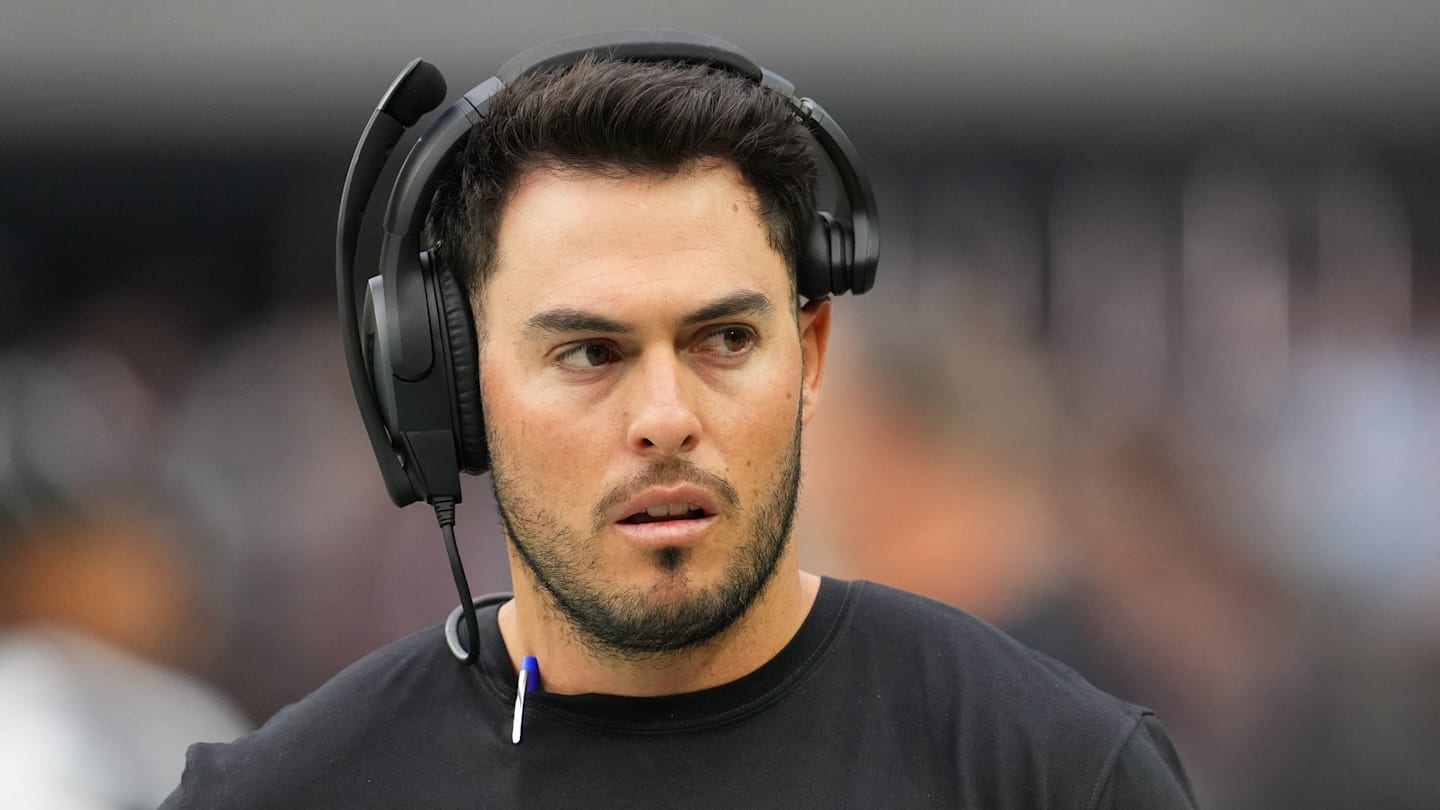 Carolina Panthers assistant quarterbacks coach Mike Bercovici