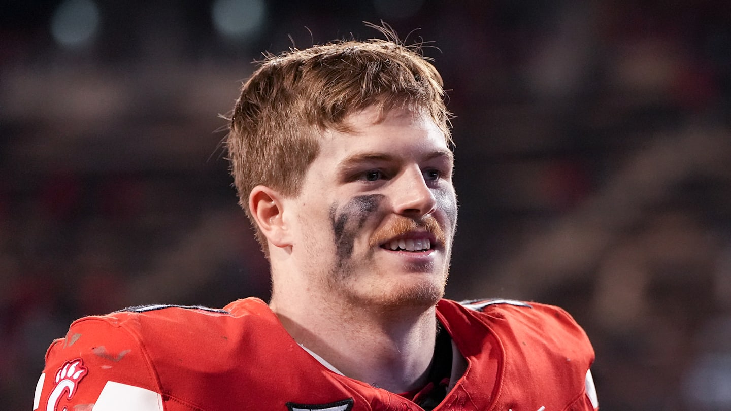 Jake Golday of the Cincinnati Bearcats smiles