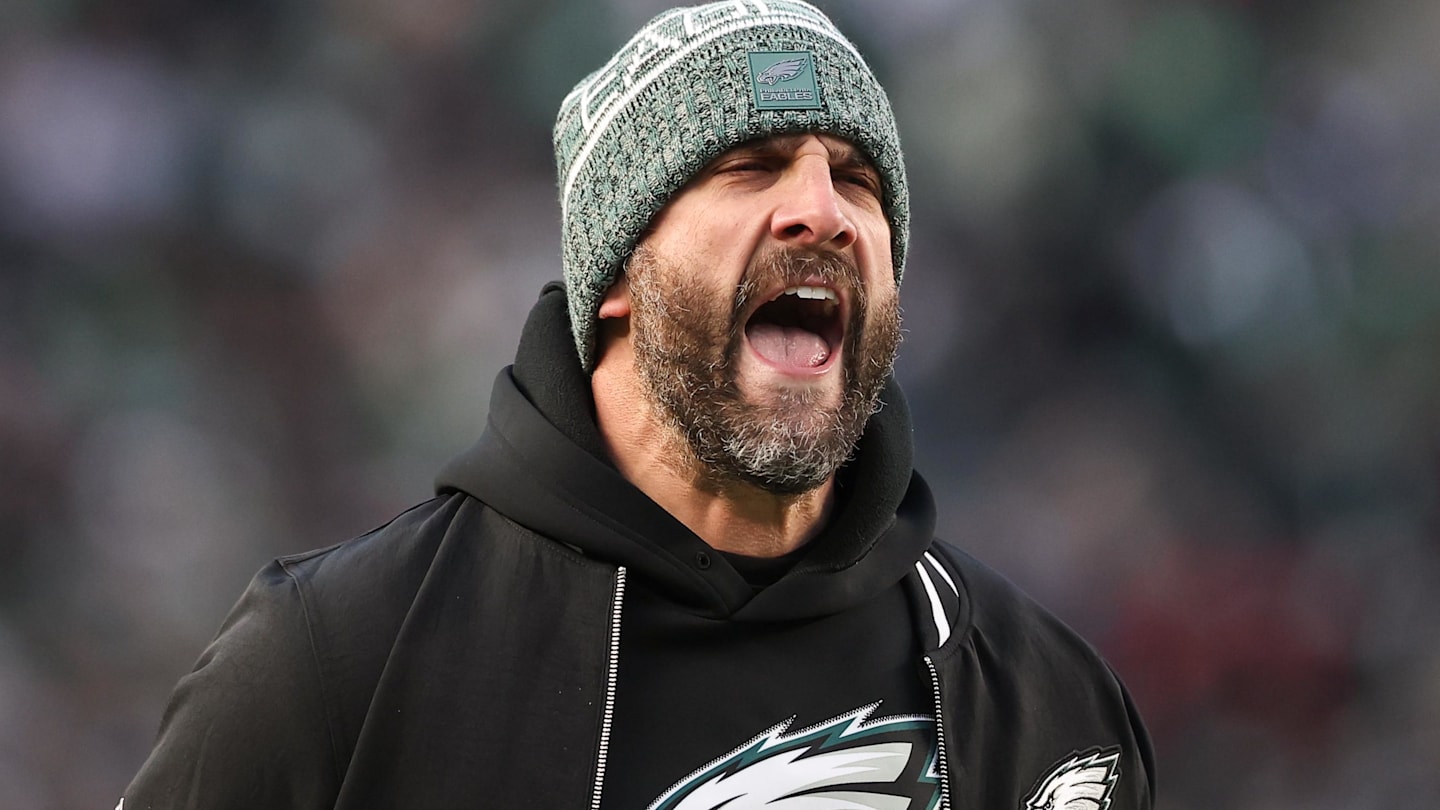Nov 28, 2025; Philadelphia, Pennsylvania, USA; Philadelphia Eagles head coach Nick Sirianni reacts during the second quarter of the game against the Chicago Bears at Lincoln Financial Field.