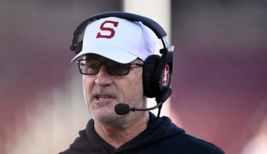 Frank Reich coaches the Stanford football team on the sidelines