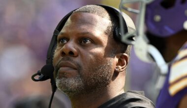 Washington Commanders defensive coordinator Daronte Jones