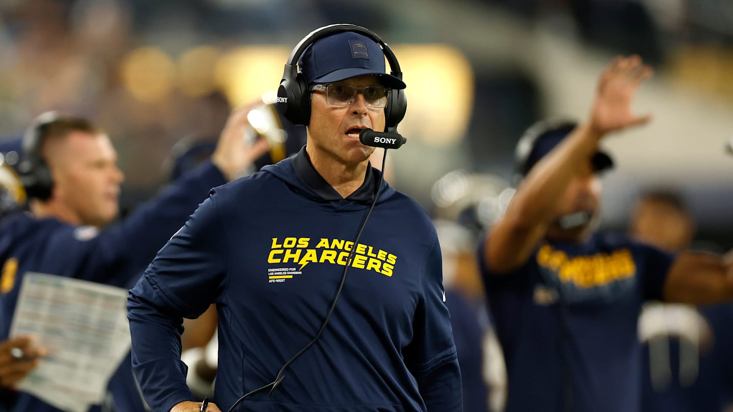 Minnesota Vikings v Los Angeles Chargers