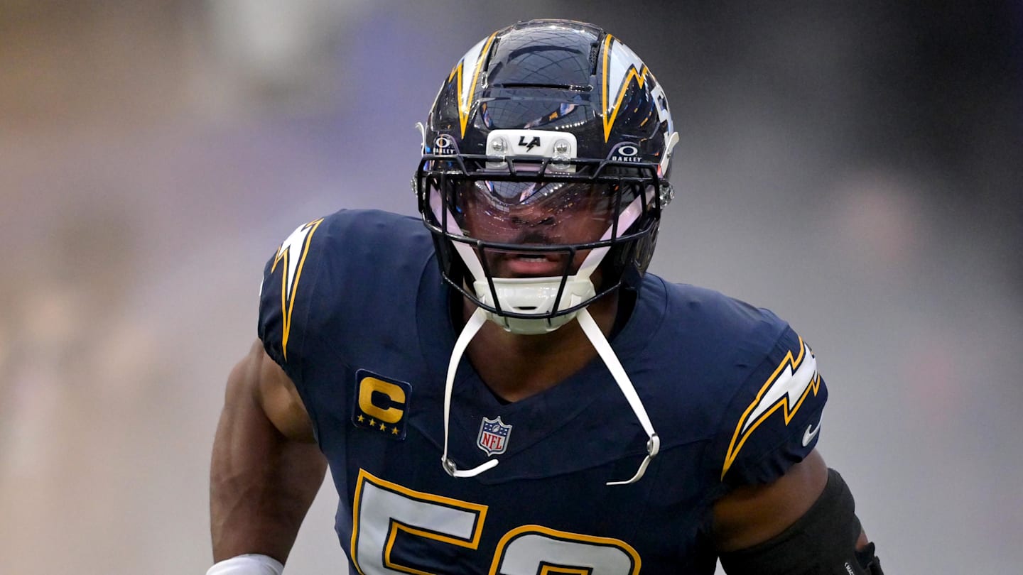 Chargers edge rusher Khalil Mack