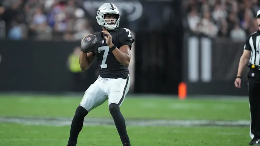 Las Vegas Raiders quarterback Geno Smith