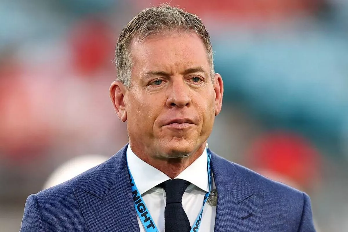 NFL legend Troy Aikman is helping the Miami Dolphins in a consultancy role