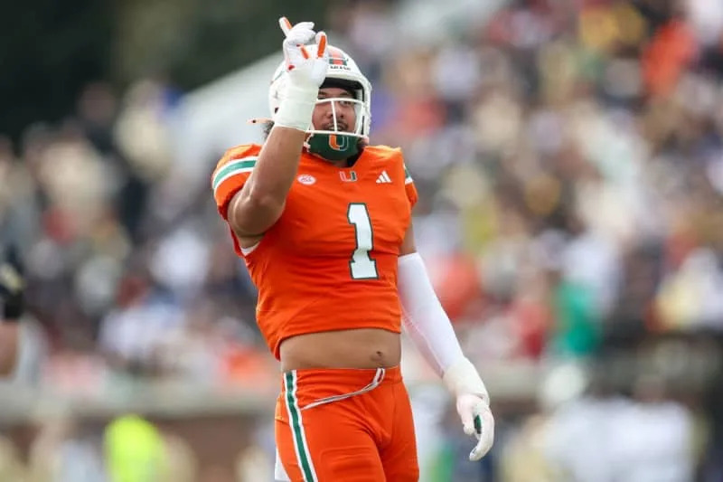 NCAA, College League, USA Football: Miami at Georgia Tech Nov 9, 2024 Atlanta, Georgia, USA Miami Hurricanes linebacker Francisco Mauigoa 1 reacts after a tackle against the Georgia Tech Yellow Jackets in the first quarter at Bobby Dodd Stadium at Hyundai Field. Atlanta Bobby Dodd Stadium at Hyundai Field Georgia USA, EDITORIAL USE ONLY PUBLICATIONxINxGERxSUIxAUTxONLY Copyright: xBrettxDavisx 20241109_bdd_ad1_020