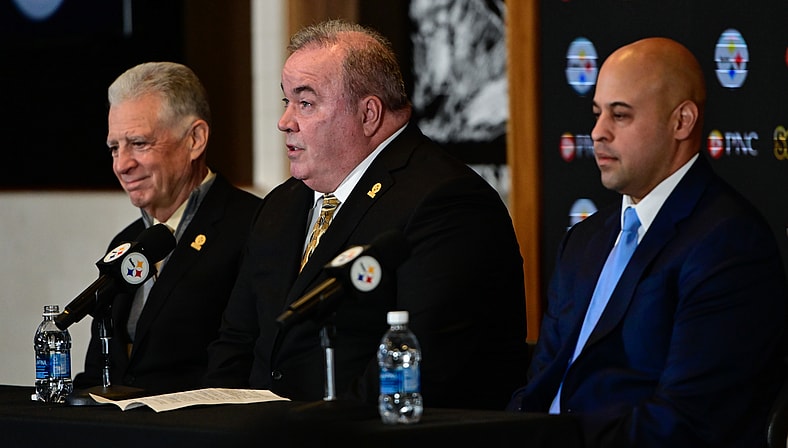 Steelers head coach Mike McCarthy