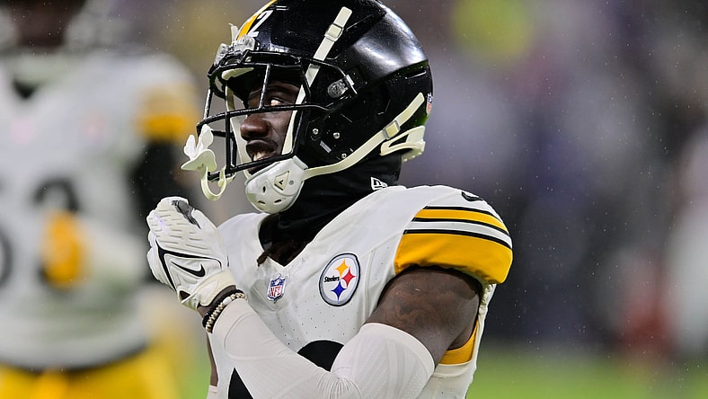 Pittsburgh Steelers CB James Pierre