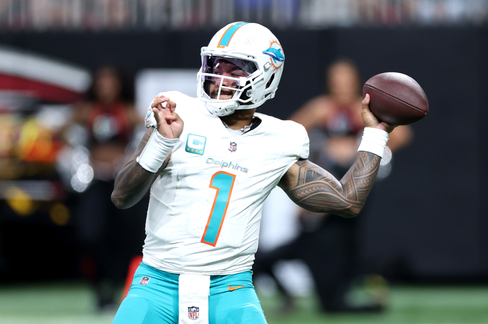 Tua Tagovailoa #1 of the Miami Dolphins looks to throw a pass during the first quarter in the game against the Dallas Cowboys