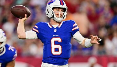 The Buffalo Bills have re-signed quarterback Shane Buechele to their practice squad