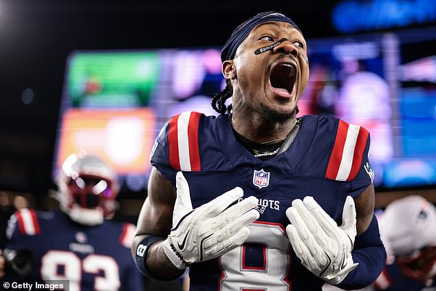 The Patriots' Stefon Diggs will face his former team, the Texans, on Sunday in Foxboro