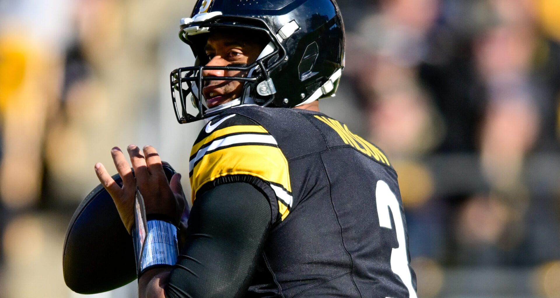 Former Steelers QB Russell Wilson Throws Giants Under the Bus