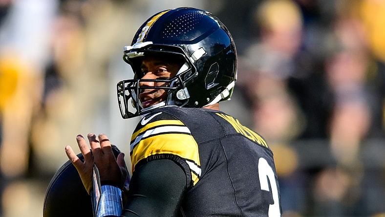 Steelers quarterback Russell Wilson