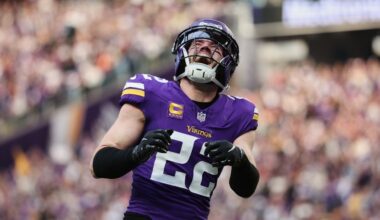 Harrison Smith stays in the moment with the Vikings, as his 14th season winds down
