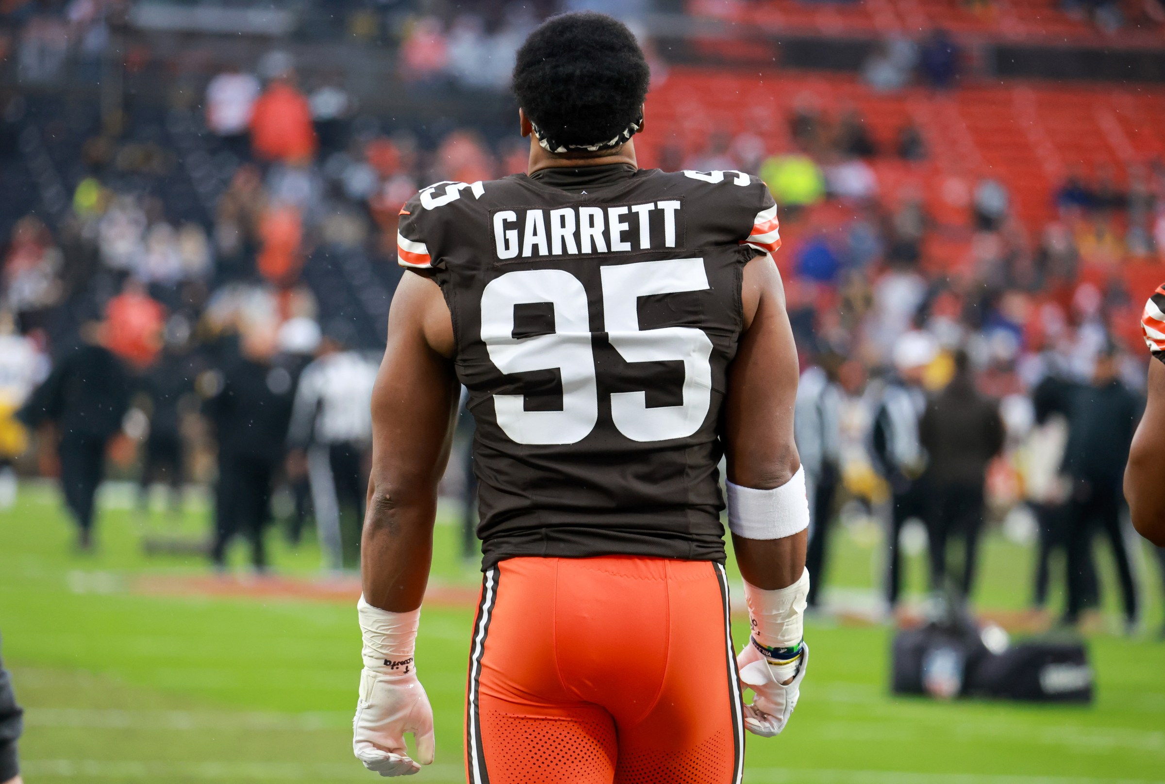 Do-or-die: Will Myles Garrett break the sack record? Browns Reacts Survey Week 18