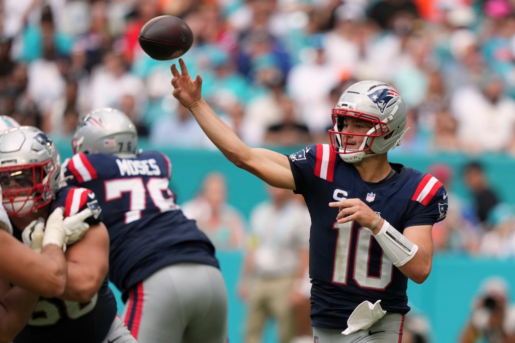 10 things we're watching in Week 18 Patriots-Dolphins season finale