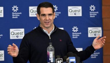 Joe Schoen staying as Giants GM after another awful season