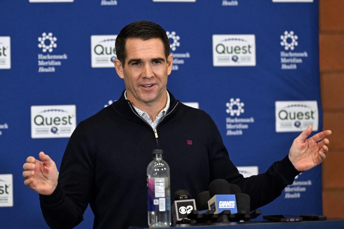 Joe Schoen staying as Giants GM after another awful season