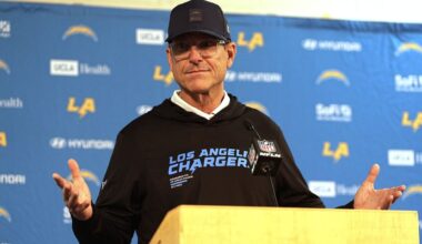 Justin Herbert and his broken hand lead Chargers into playoffs against Patriots