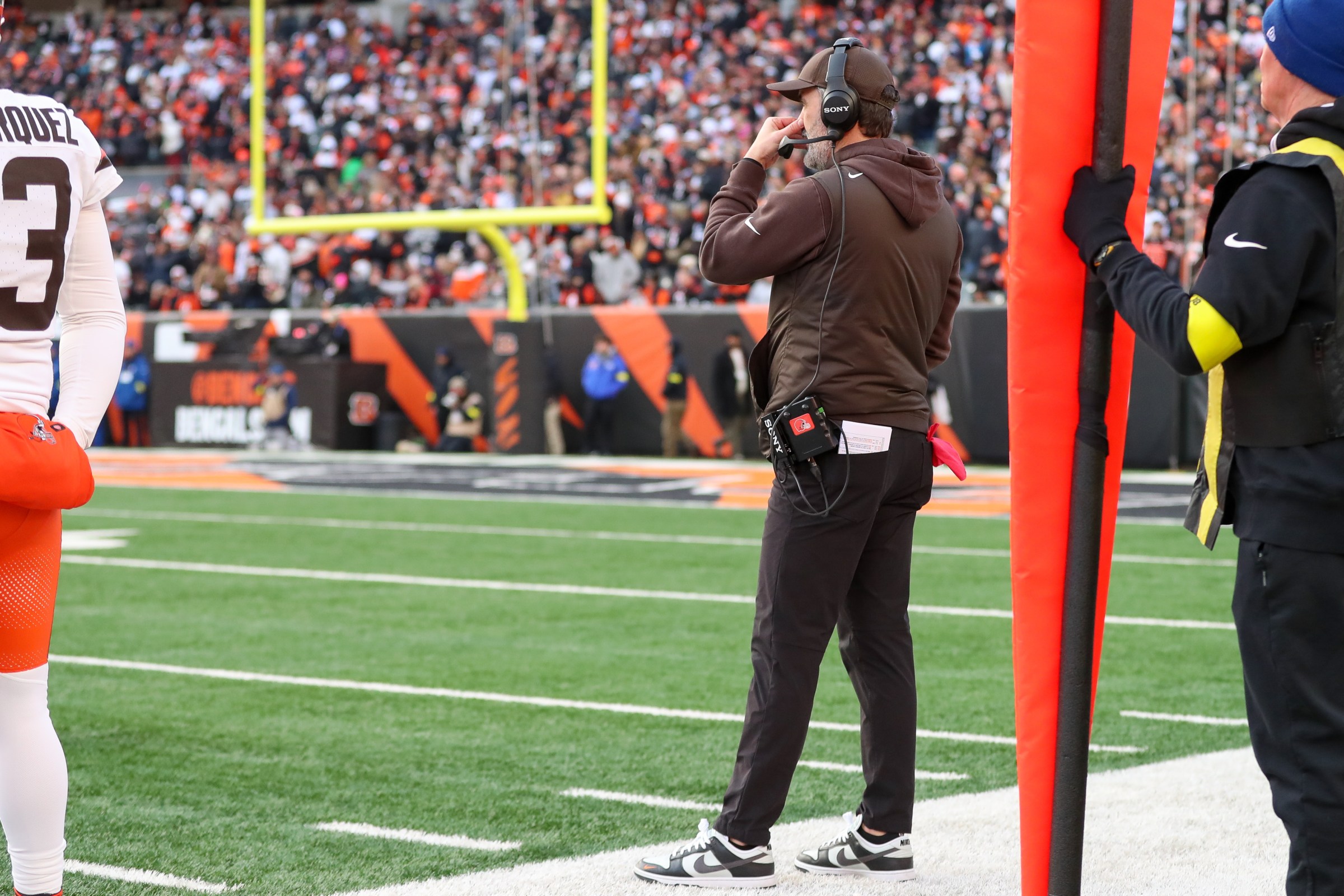 Cleveland Browns offense was bound to get someone fired in Week 18 vs Bengals