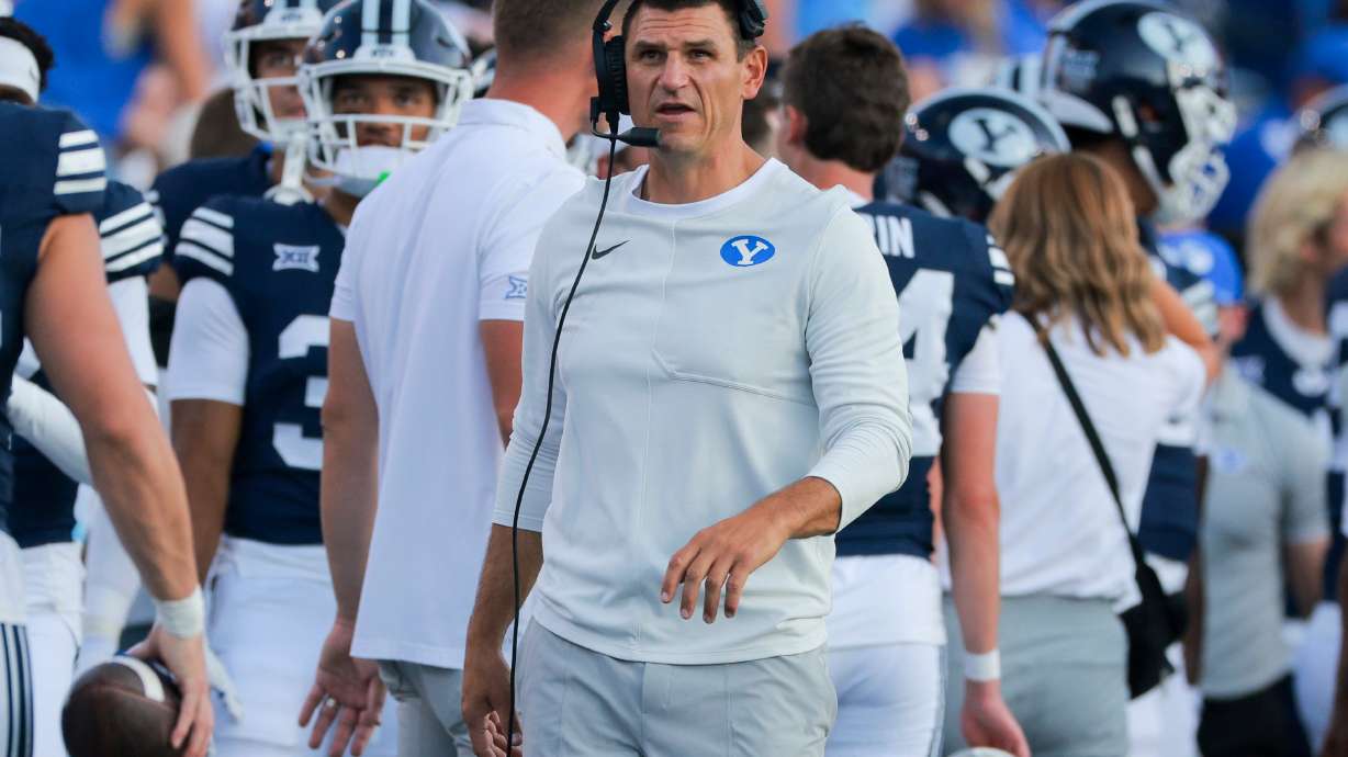 BYU promotes former LB Kelly Poppinga to defensive coordinator, adds Demario Warren