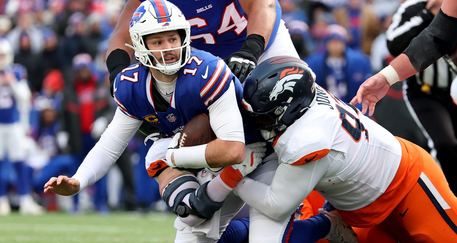 NFL Insider Calls AFC Playoff Odds 'Disrespectful' to Broncos