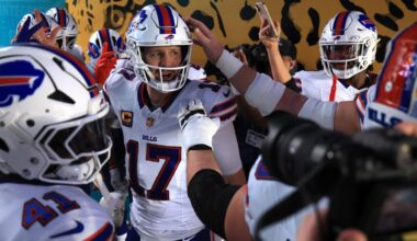 2026 NFL playoff bracket picks, predictions: Bills storm past Broncos