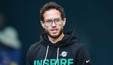 Baltimore Ravens to interview ex-Miami Dolphins HC Mike McDaniel