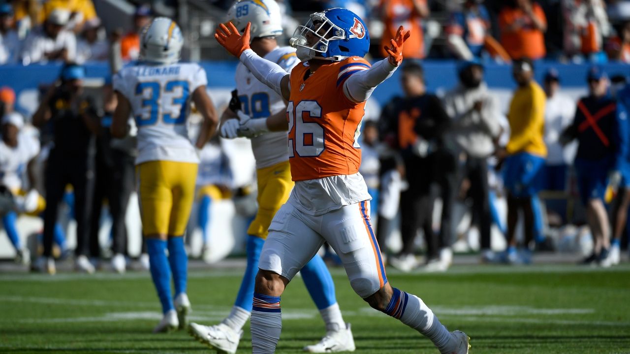 From undrafted to All-Pro: Devon Key's journey and big impact on top-seeded Broncos