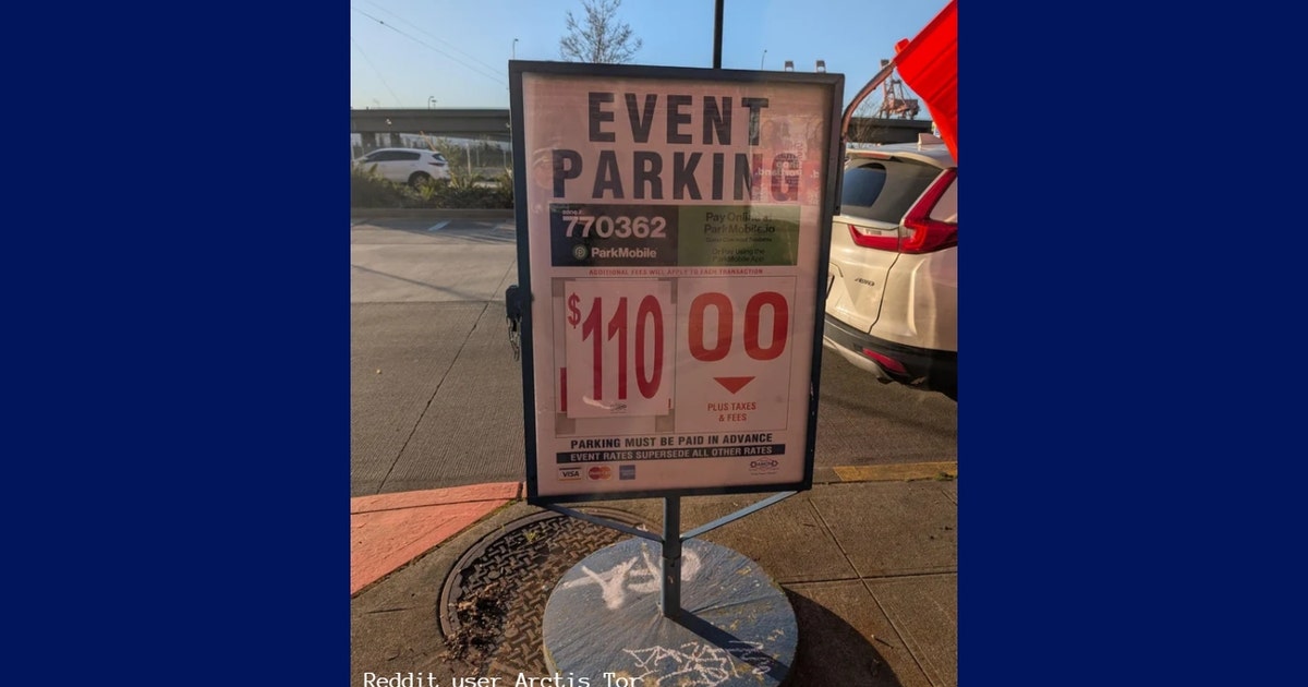 Seattle Reddit users furious over Seahawks parking prices