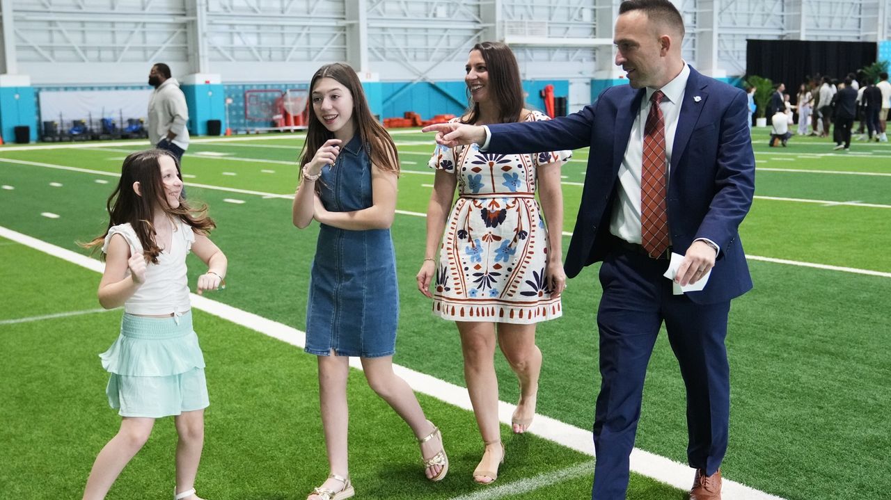 He lined fields. He did laundry. Jeff Hafley took the hard road toward coaching the Miami Dolphins