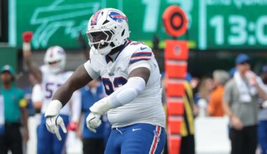 Bills sign former Georgia football DL