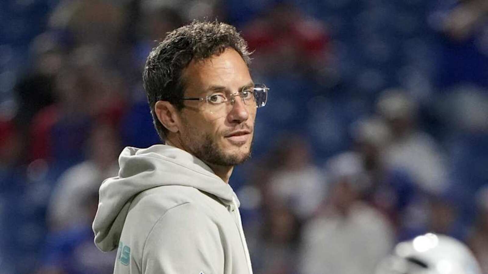 Chargers’ worst-case scenario: Mike McDaniel interviews with Bills for head-coach job