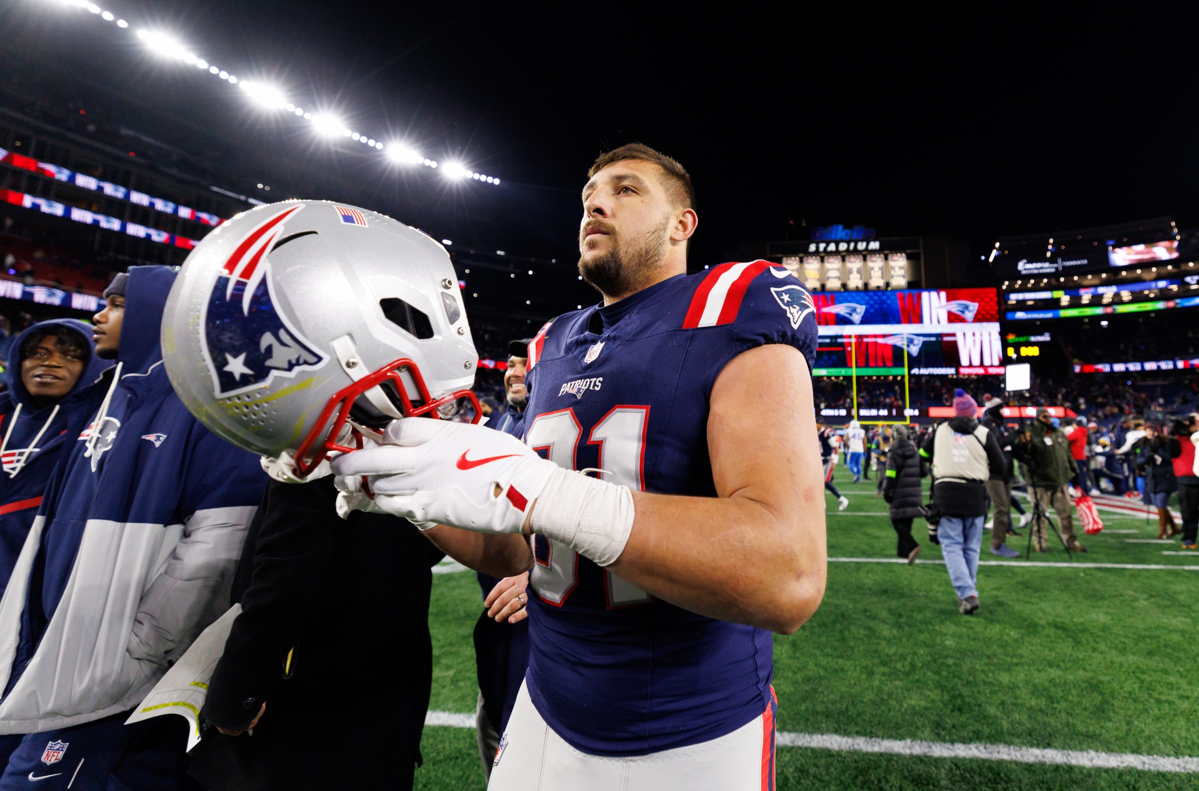 Which former Cleveland Browns are represented in the NFL postseason this year?