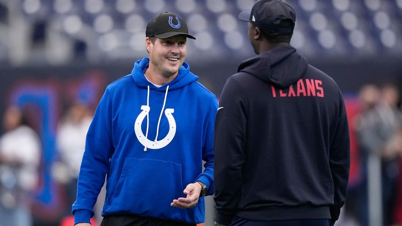 Philip Rivers removes himself from consideration for Bills head-coaching job, AP sources say