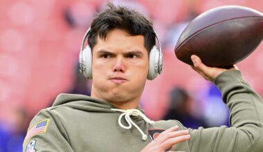 Browns Trade Pitch Flips QB Dillon Gabriel for Anthony Richardson